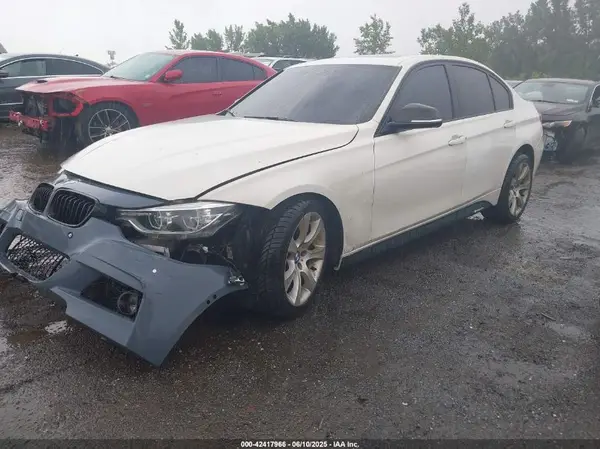 WBA8B7C53JA572976 2018 BMW 3ER - Image 2