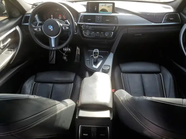 WBA8B7C53JA573142 2018 BMW 3ER - Image 8