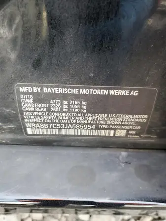 WBA8B7C53JA585954 2018 BMW 3ER - Image 1