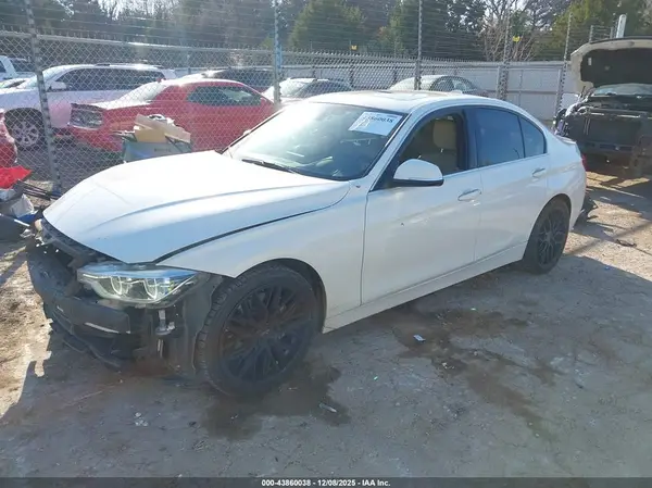 WBA8B7C54GK703349 2016 BMW 3ER - Image 2