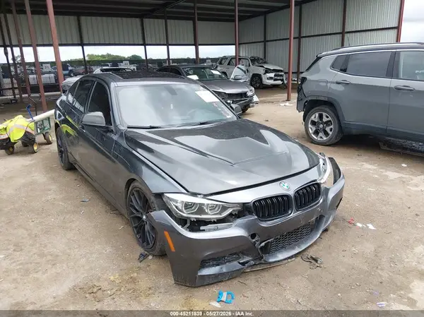 WBA8B7C54JA573005 2018 BMW 3ER - Image 1