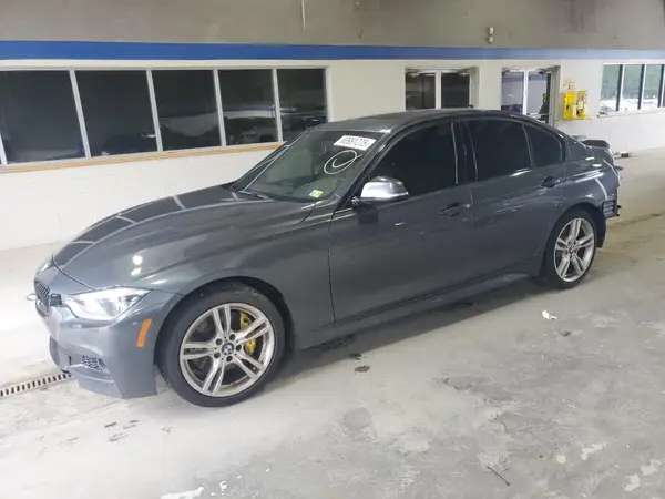 WBA8B7C54JA586045 2018 BMW 3ER - Image 1