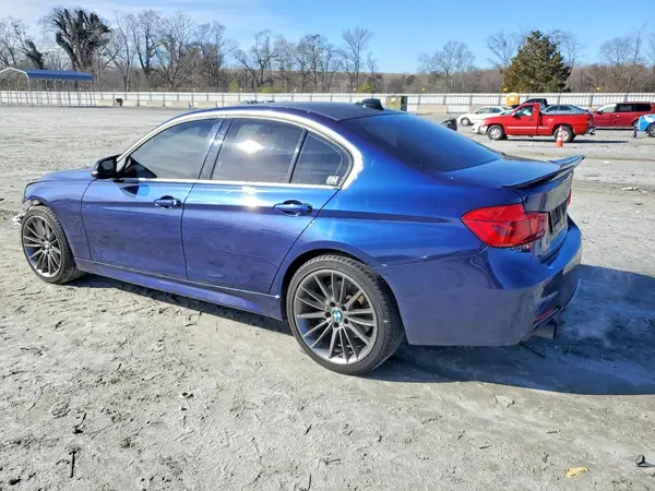 WBA8B7C55GK702551 2016 BMW 3ER - Image 2