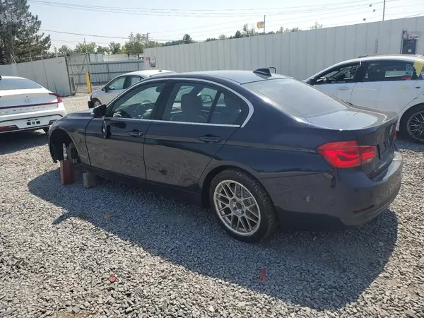 WBA8B7C55GK703327 2016 BMW 3ER - Image 2