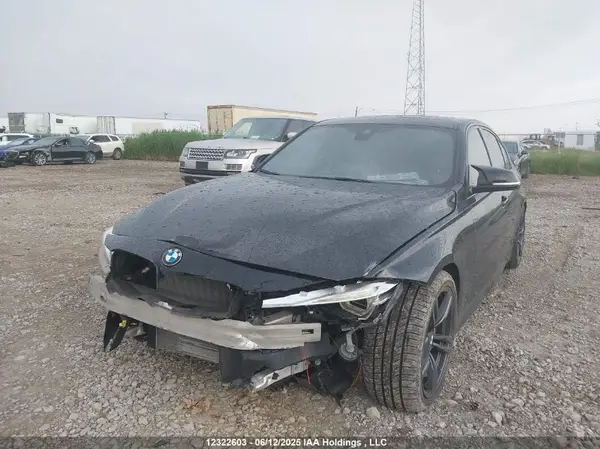 WBA8B7C55HK858347 2017 BMW 3ER - Image 2