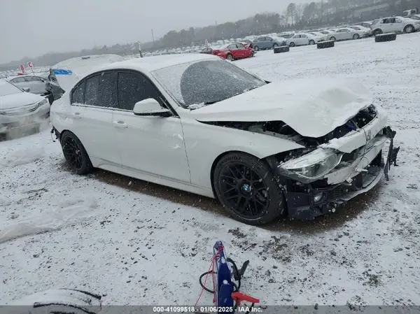 WBA8B7C56HK704066 2017 BMW 3ER - Image 1