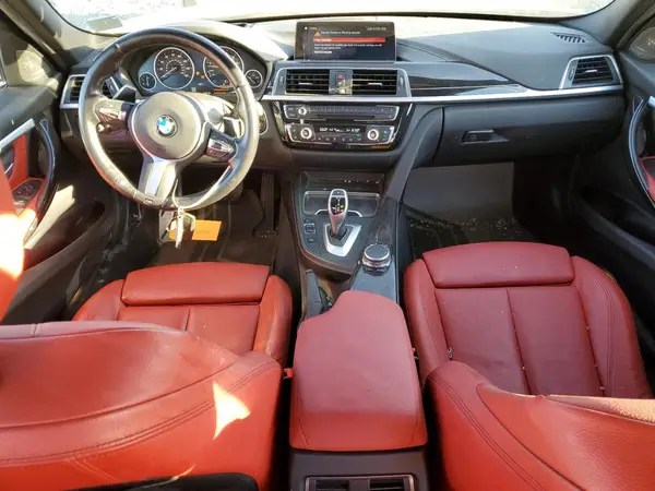 WBA8B7C56JA585978 2018 BMW 3ER - Image 8