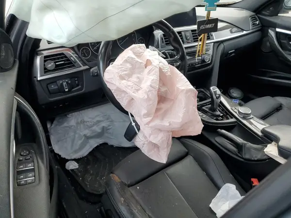 WBA8B7C57GK703832 2016 BMW 3ER - Image 8
