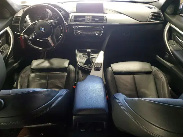 WBA8B7C57JA937997 2018 BMW 3ER - Image 8
