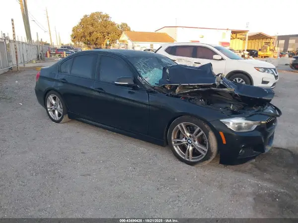 WBA8B7C58GK702933 2016 BMW 3ER - Image 1