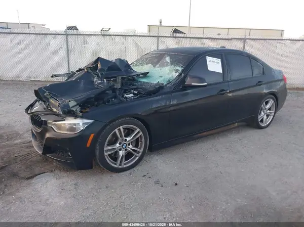 WBA8B7C58GK702933 2016 BMW 3ER - Image 2