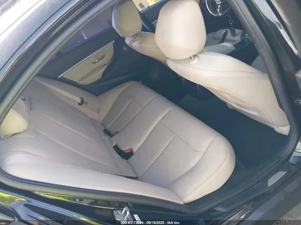 WBA8B7C58GK703158 2016 BMW 3ER - Image 8