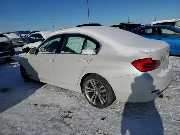 WBA8B7C58HK703968 2017 BMW 3ER - Image 2
