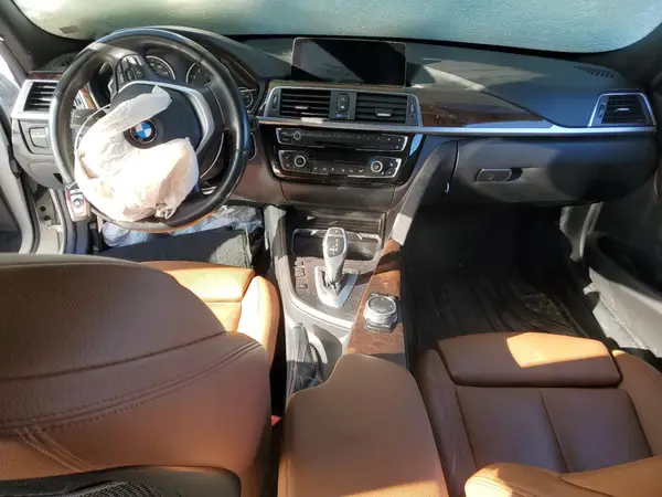 WBA8B7C58HK703968 2017 BMW 3ER - Image 8