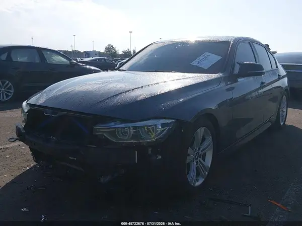 WBA8B7C58JA585710 2018 BMW 3ER - Image 2