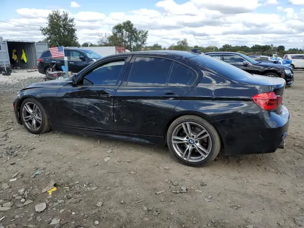 WBA8B7C58JA586355 2018 BMW 3ER - Image 2