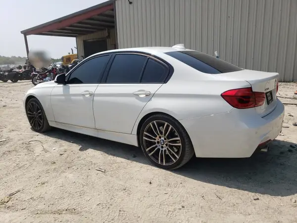 WBA8B7C59GK702813 2016 BMW 3ER - Image 2