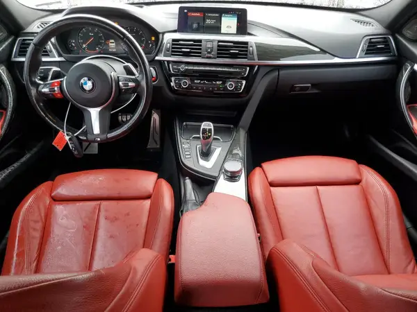 WBA8B7C59JA585764 2018 BMW 3ER - Image 8
