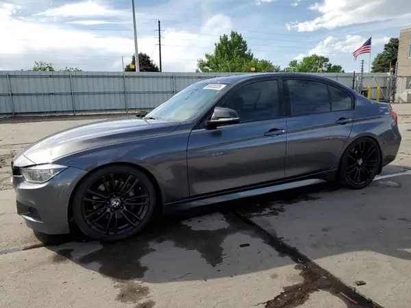 WBA8B7G30HNU38373 2017 BMW 3ER - Image 1