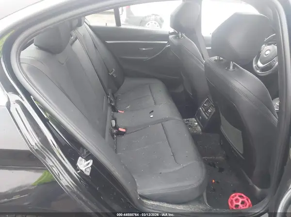 WBA8B7G33HNU38321 2017 BMW 3ER - Image 8