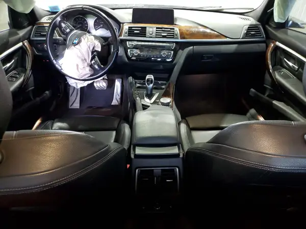 WBA8B7G37HNU37740 2017 BMW 3ER - Image 8