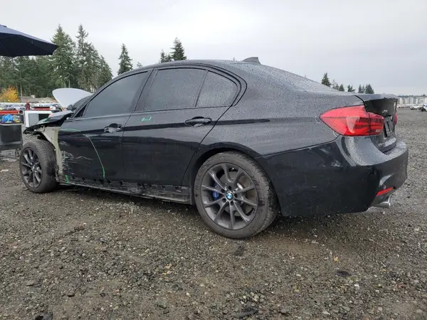 WBA8B7G39HNU38355 2017 BMW 3ER - Image 2