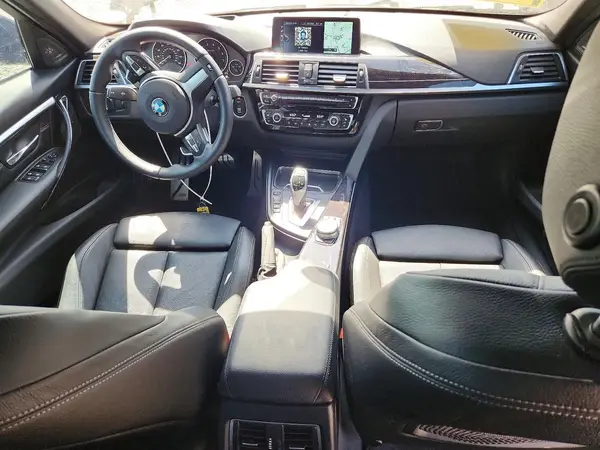 WBA8B7G3XHNU38235 2017 BMW 3ER - Image 8