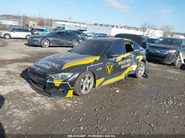 WBA8B7G50GNT95718 2016 BMW 3ER - Image 2