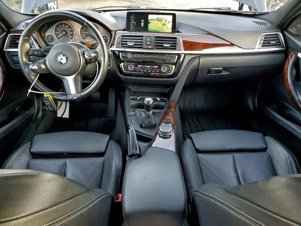 WBA8B7G50HNT70867 2017 BMW 3ER - Image 8