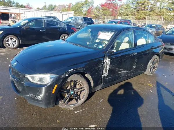 WBA8B7G51GNT14144 2016 BMW 3ER - Image 2