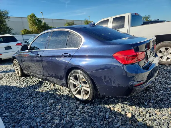 WBA8B7G51GNT95629 2016 BMW 3ER - Image 2