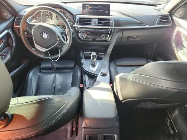 WBA8B7G51GNT95629 2016 BMW 3ER - Image 8