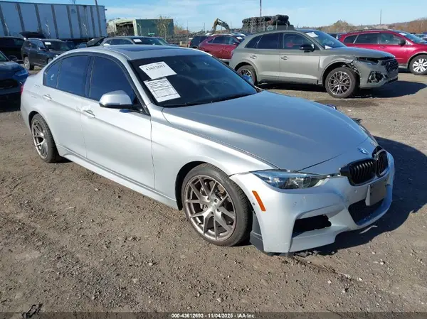 WBA8B7G51JNU94751 2018 BMW 3ER - Image 1