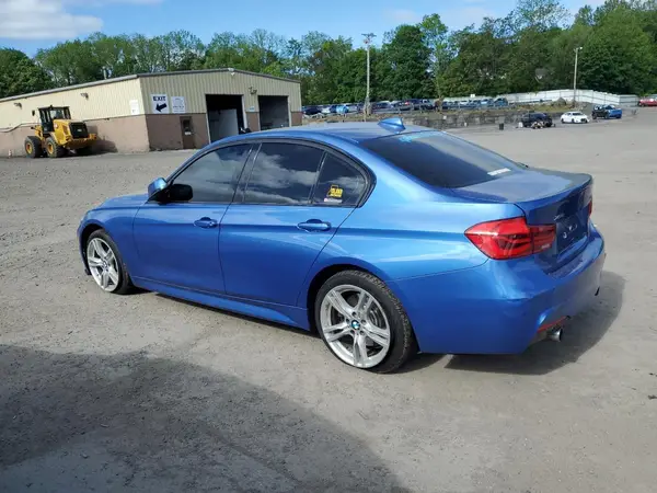 WBA8B7G52HNU37064 2017 BMW 3ER - Image 2