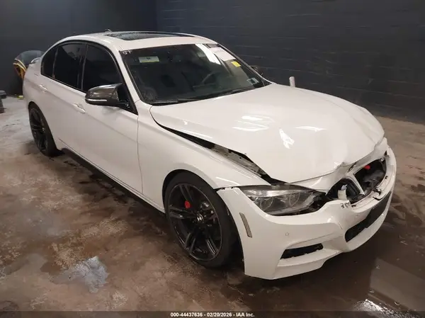 WBA8B7G53GNT14047 2016 BMW 3ER - Image 1