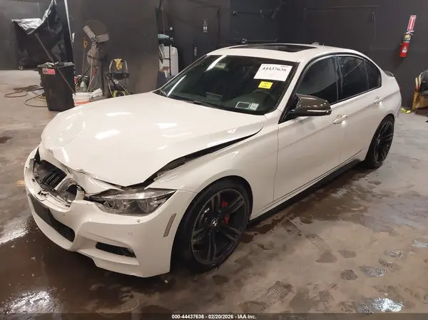 WBA8B7G53GNT14047 2016 BMW 3ER - Image 2