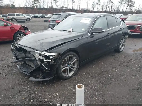 WBA8B7G54GNT95317 2016 BMW 3ER - Image 2
