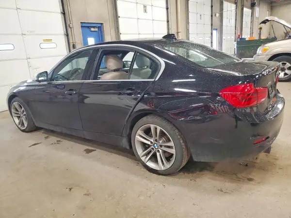 WBA8B7G55GNT14499 2016 BMW 3ER - Image 2