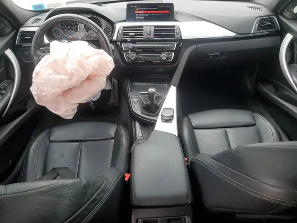 WBA8B7G56JNT71222 2018 BMW 3ER - Image 8