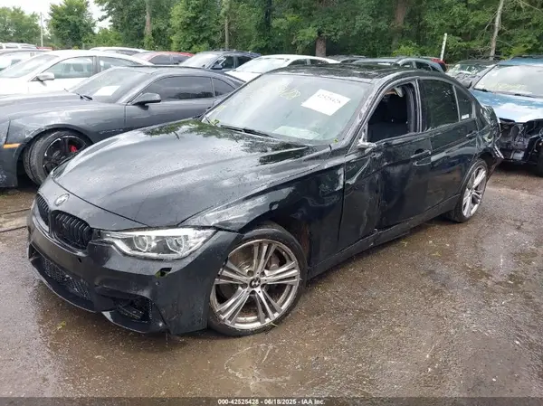 WBA8B7G57GNT95943 2016 BMW 3ER - Image 2