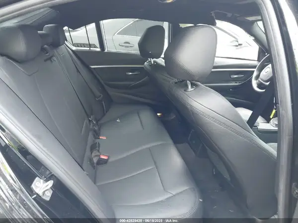 WBA8B7G57GNT95943 2016 BMW 3ER - Image 8