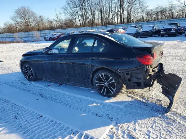 WBA8B7G57JNT71259 2018 BMW 3ER - Image 2