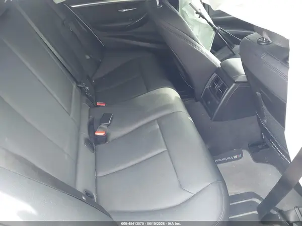 WBA8B7G57JNU94835 2018 BMW 3ER - Image 8