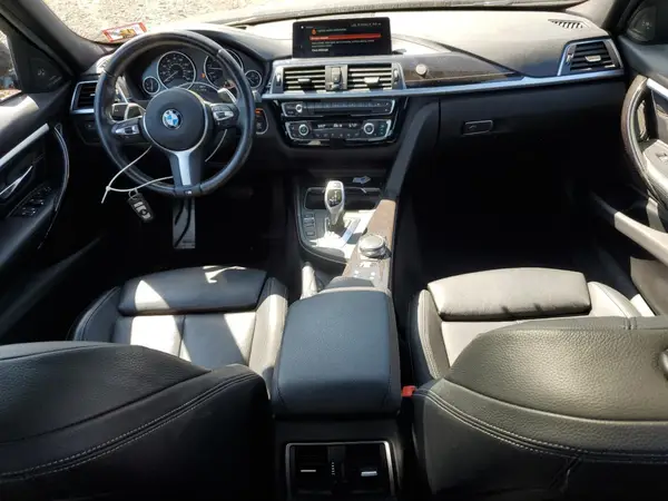 WBA8B7G57JNU95130 2018 BMW 3ER - Image 8