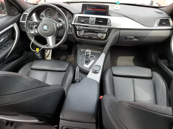 WBA8B7G58JNU95475 2018 BMW 3ER - Image 8