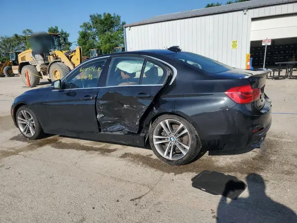 WBA8B7G59GNT95197 2016 BMW 3ER - Image 2