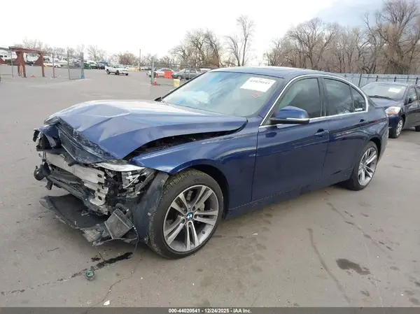 WBA8B7G59GNT95913 2016 BMW 3ER - Image 2