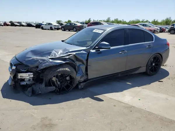 WBA8B7G59JNU95176 2018 BMW 3ER - Image 1