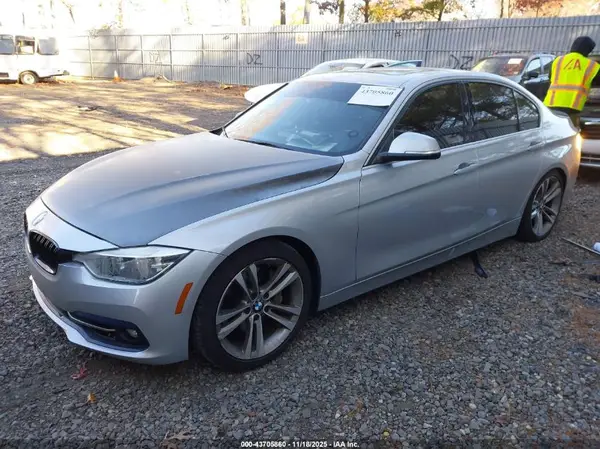 WBA8B7G5XGNT14353 2016 BMW 3ER - Image 2
