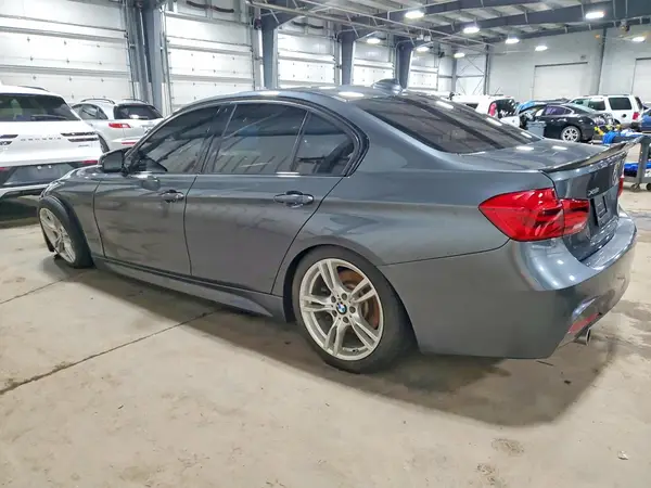 WBA8B7G5XGNT95676 2016 BMW 3ER - Image 2